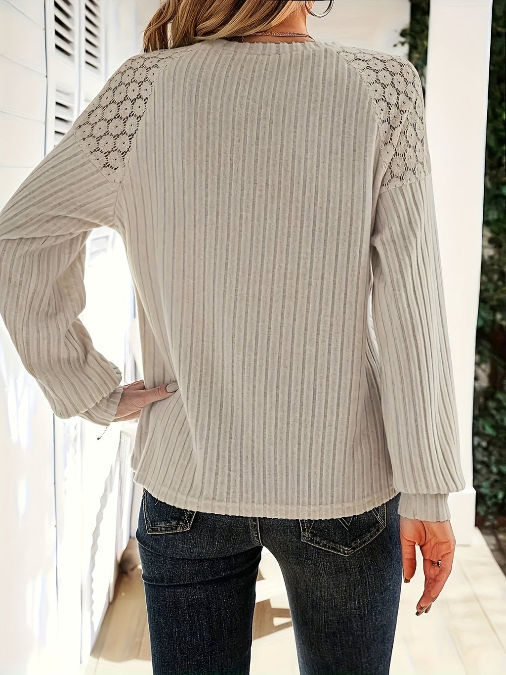Emorra | Felpa Elegante Pizzo